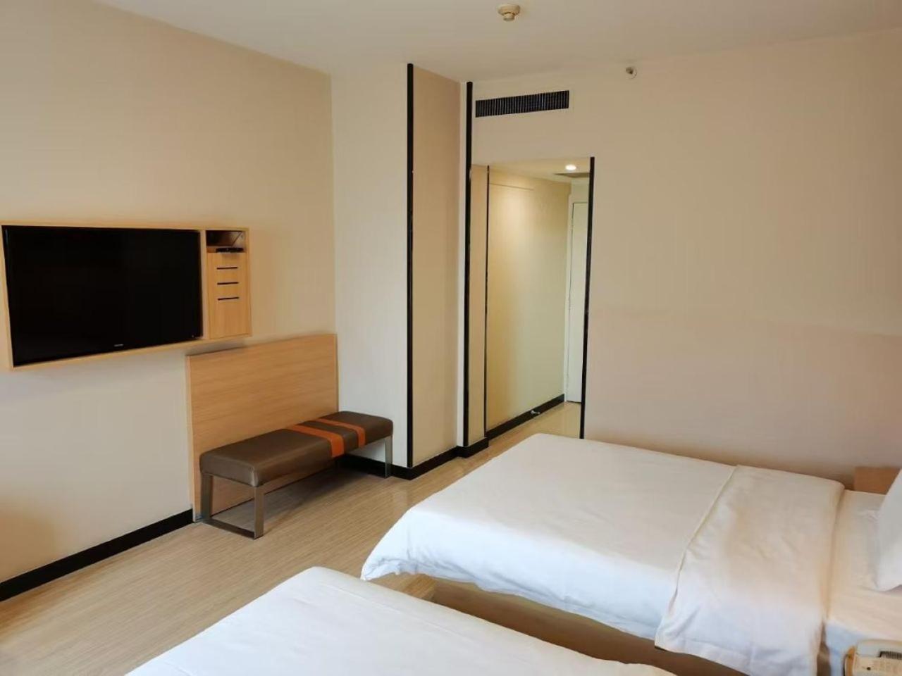 7Days Hotel Premium Xi'An Bell Tower Anyuanmen Metro Station Экстерьер фото